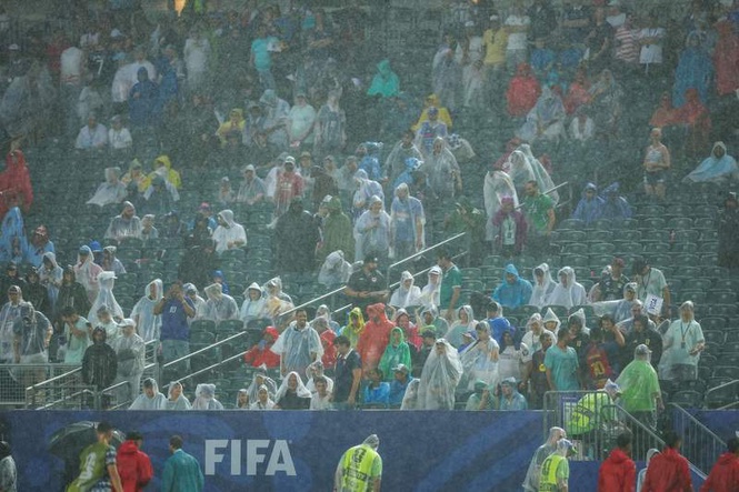 Image from: More storm chaos feared at Tunisia v Netherlands clash in Kansas City