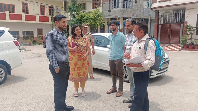 Image from: Jalandhar DC conducts field visit as door-to-door Special Intensive Revision of electoral rolls starts