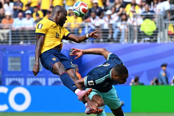 Image from: Ecuador beat already-qualified Germany to progress, Ivorians through