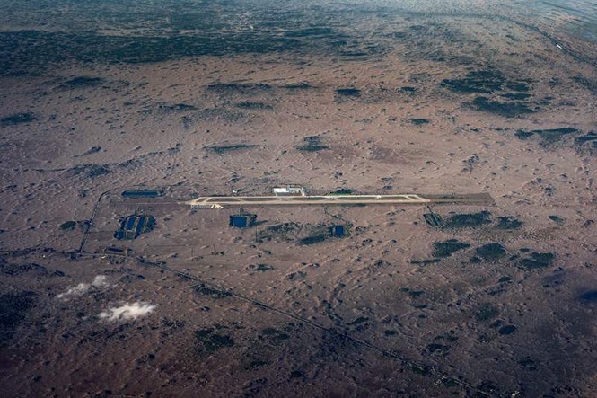 Image from: US migrant detention facility dubbed Alligator Alcatraz to close