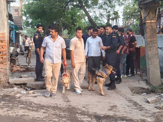Image from: Faridabad police conduct search drive against drug traffickers