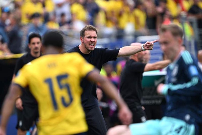 Image from: Nagelsmann encourages Neuer after blunder against Ecuador