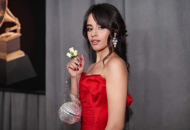 Image from: ‘Don’t boo me’ – Camila Cabello mistakes Cristiano Ronaldo tribute in awkward moment in Portugal
