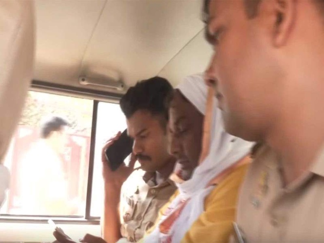 Image from: Alleged accused in Ayodhya Ram Temple embezzlement case Tinu Yadav in police custody, FIR cites misappropriation of funds