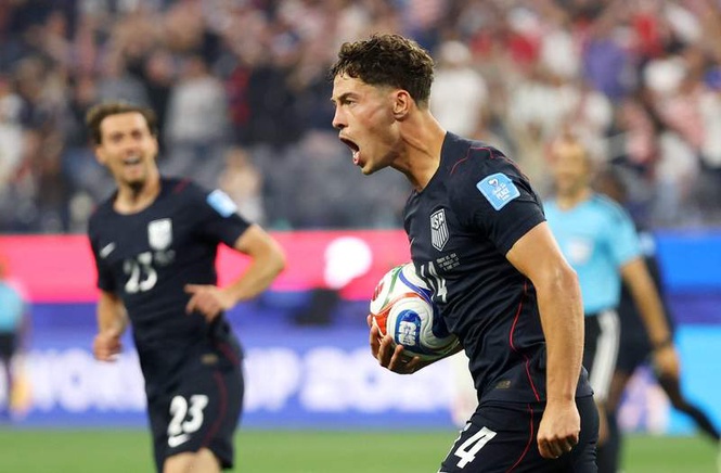 Image from: Sebastian Berhalter breaks USMNT World Cup record as Bosnia and Herzegovina await in round of 32