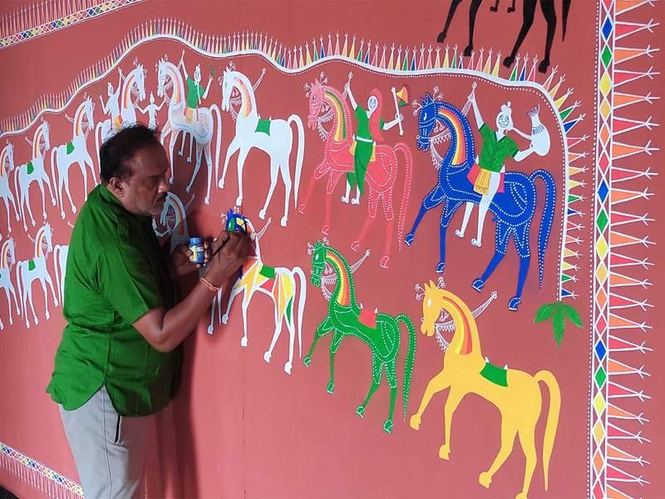 Image from: Evolution from walls to canvas: Vibrant Gujarat Regional Conference to showcase GI-tagged Pithora art