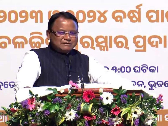 Image from: "Odia cinema represents identity and cultural heritage of Odisha": CM Mohan Charan Majhi attends State Feature Film Awards