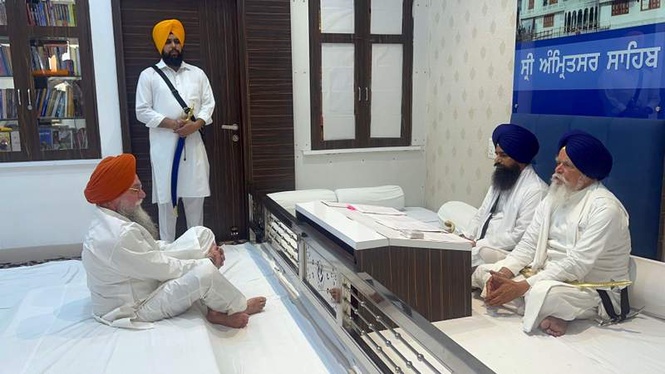 Image from: Punjab AAP MLAs ’await nod’ from top brass to appear before Akal Takht on June 29