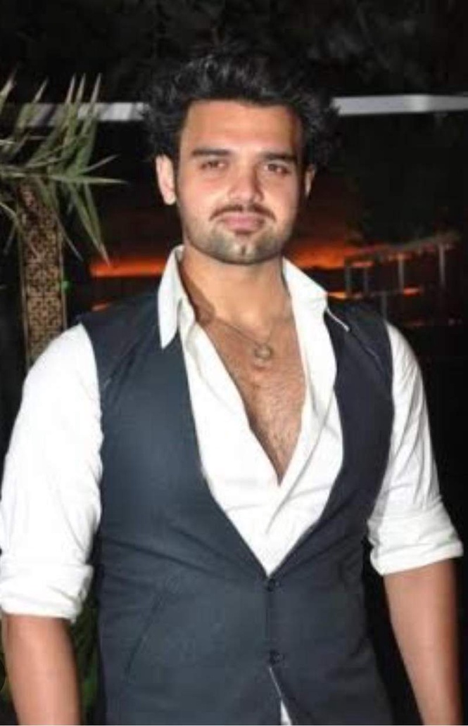 Image from: Mahaakshay Chakraborty finally proves he’s more than a chip off the old block