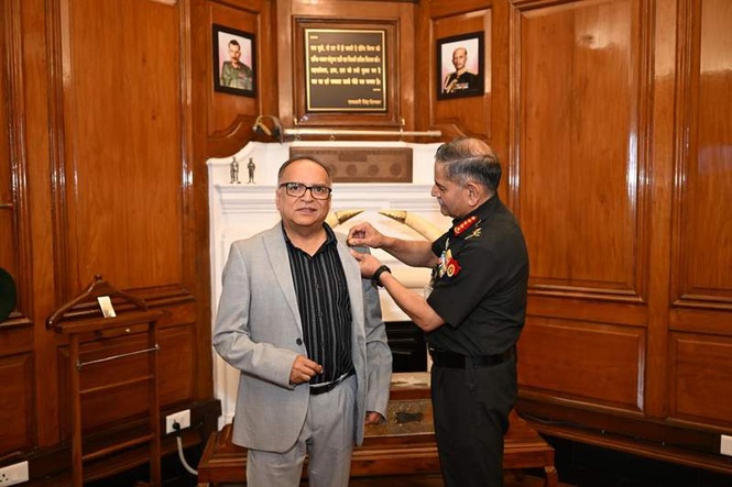 Image from: IIT Ropar Director Rajeev Ahuja receives commendation from Army Chief Dwivedi