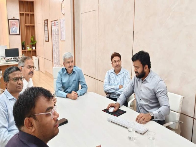 Image from: Vijayawada Division launches Indian Railways' first internal real-time train punctuality monitoring app