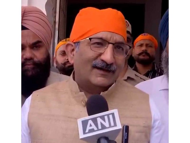 Image from: Karnaprayag clash: 4 Nihang Sikhs granted bail, Haryana CM's advisor says Hemkund Sahib Yatra to continue peacefully