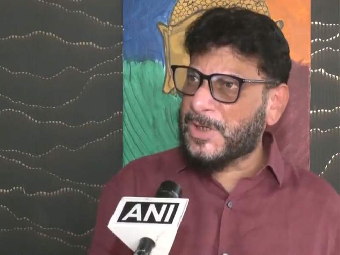 Image from: "First NEET, now TET": AIMIM's Waris Pathan says govt 'toyed with future of 22 lakh students'