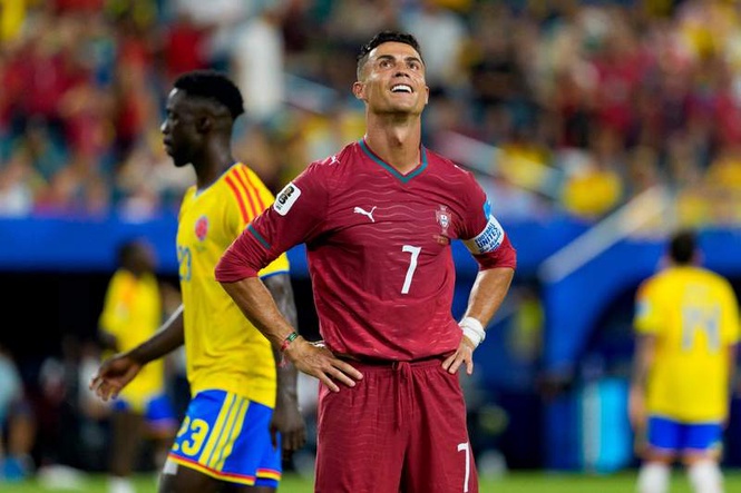 Image from: Portugal coach Roberto Martinez passionately defends Cristiano Ronaldo after costly draw to Colombia