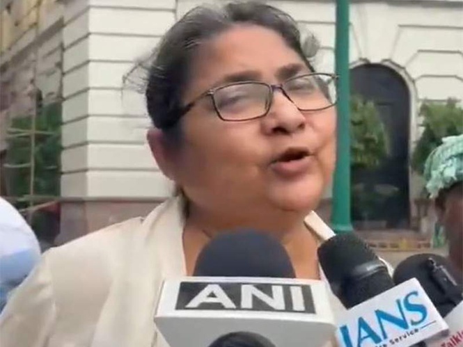 Image from: "No verdict from EC..how dare they proceed?": Dola Sen questions rival TMC group's bid to hold 'Shahid Diwas' event