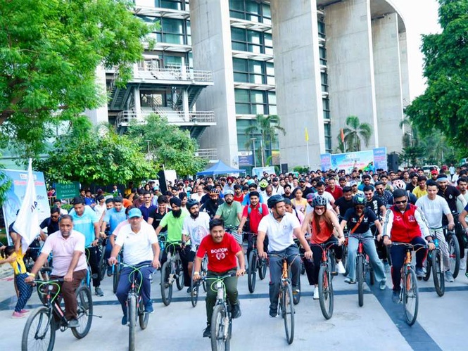 Image from: Festival of fitness returns as 79th Fit India Sundays on Cycle brings out message of ’Nasha Mukt Bharat’