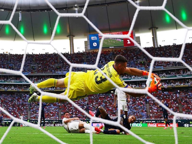 Image from: FIFA World Cup 2026: Spain’s Unai Simon leads Golden Glove race with three clean sheets