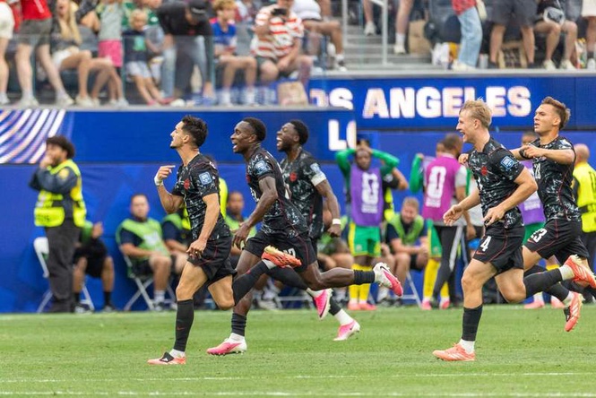 Image from: Late Eustáquio strike sends Canada past South Africa into last 16