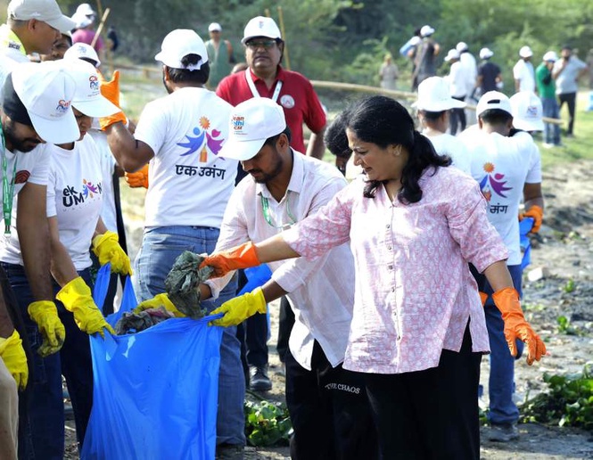 Image from: Yamuna not merely a river, but Delhi’s culture, lifeline: CM Rekha