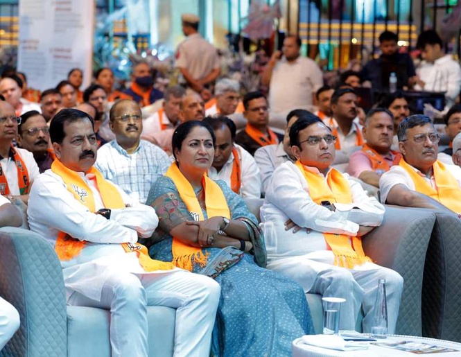 Image from: Delhi BJP leaders, residents tune in to PM Modi’s Mann ki Baat across Capital