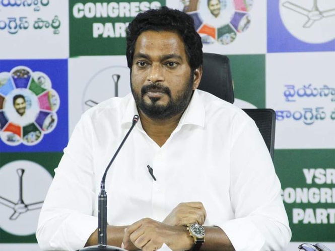 Image from: YSRCP MLC Arun Kumar alleges attack by TDP leaders, accuses police of negligence in Amaravati