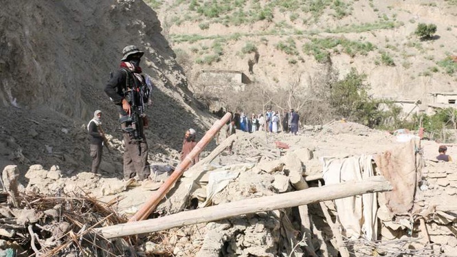 Image from: Dozens of civilians killed in Pakistani airstrikes in Afghanistan, officials say