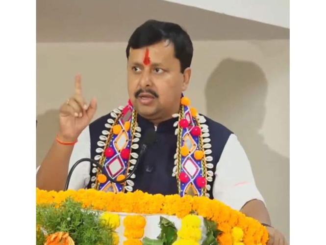 Image from: "India bows in reverence to struggles of its tribals, honours their dignity": Nitin Nabin hails President Murmu
