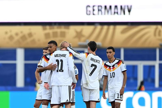 Image from: Dire Germany beaten on penalties by Paraguay after goal chalked off