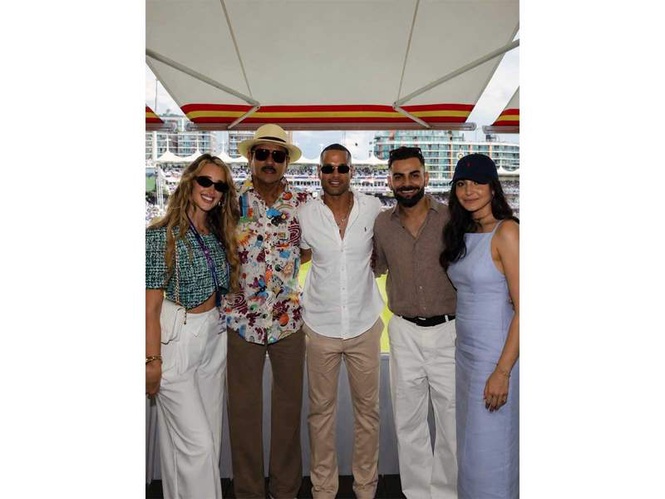 Image from: Sophie Dhawan shares star-studded Lord's photos with Virat Kohli, Anushka Sharma and Ravi Shastri