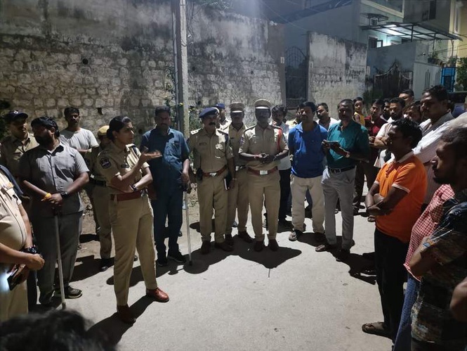 Image from: Telangana Police conduct mega community contact programme, cordon and search operation in Secunderabad