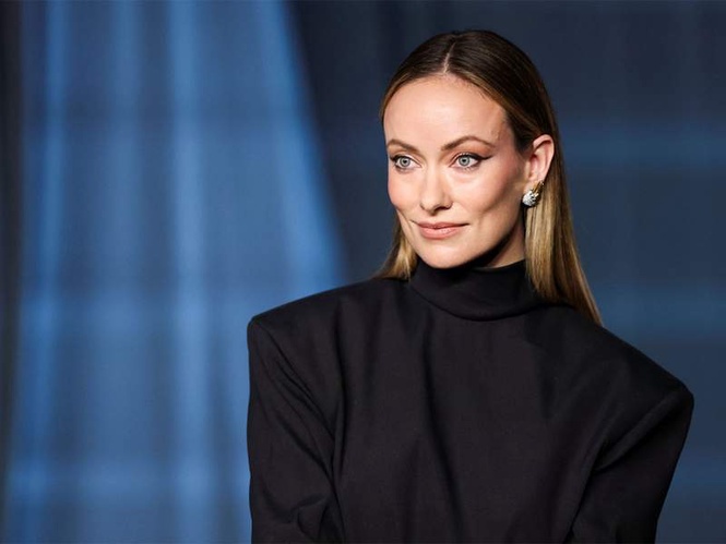 Image from: "He's a real-life hero": Olivia Wilde says Walton Goggins saved her life on 'Cowboys & Aliens' set