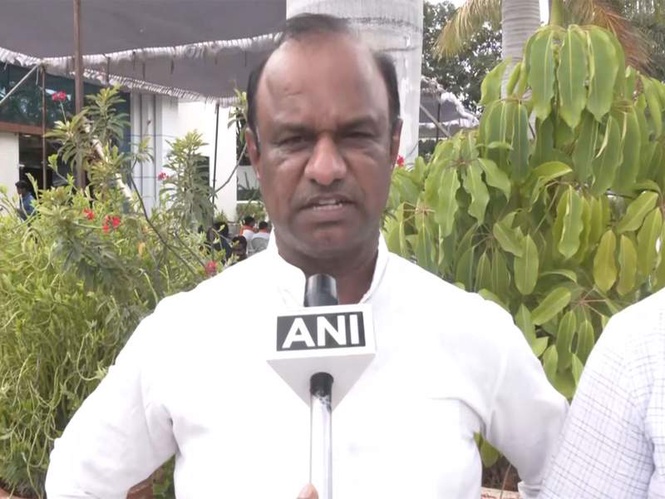 Image from: Telangana Cricket Association warns HCA against venturing into state districts