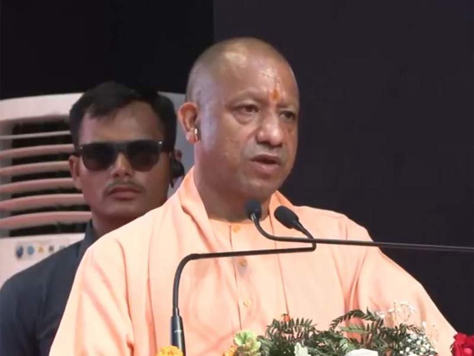 Image from: UP: CM Yogi inaugurates Pandit Radheshyam Kathavachak's statue in Bareilly; says "followers of Sanatan Dharma remember him as 'Yug-Tulsidas'"