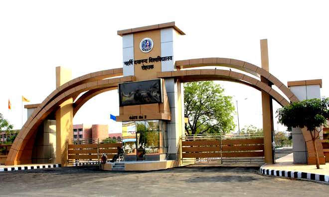 Image from: With 1,662 applications for 240 seats, LLB leads admission race at Rohtak varsity