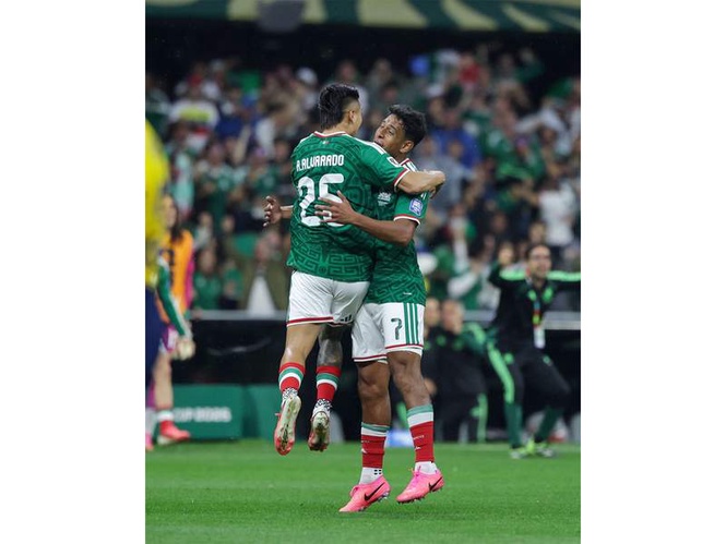 Image from: FIFA World Cup 2026: Mexican President Sheinbaum lauds El Tri after Round of 16 qualification