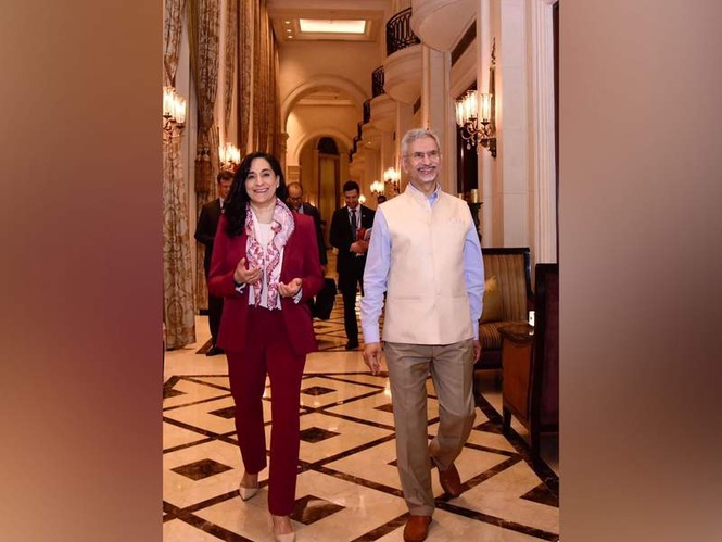 Image from: EAM Jaishankar extends Canada Day greetings to FM Anita Anand