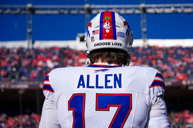 Image from: Josh Allen’s team makes a surprising bid for LeBron James to join the NFL