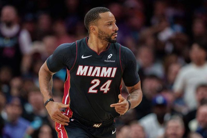 Image from: Norman Powell joins Chicago Bulls on $45 million deal after leaving Miami Heat