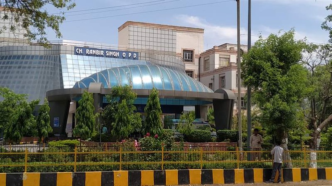 Image from: Dr Sujata gets add’l charge of Rohtak PGIMS Medical Superintendent