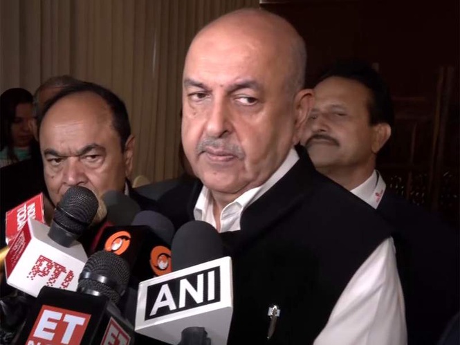 Image from: Govt open to more support for electric trucks, buses if needed under PM E-DRIVE: PMO Advisor