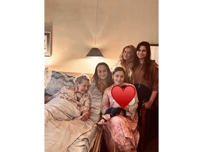 Image from: Soni Razdan calls 97-yr-old mom 'OG Alpha woman' in 4-gen pic ahead of Alia Bhatt's film release
