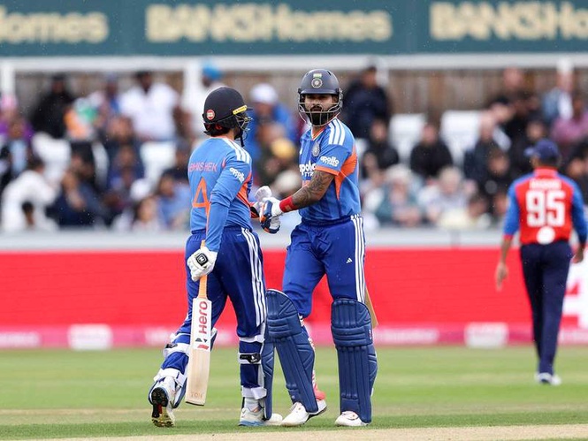 Image from: Shreyas Iyer completes 5,000 international runs, Abhishek Sharma races to 100 T20I sixes