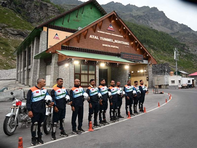 Image from: Indian Army's Corps of Signals Dare Devils attempt new world record at Atal Tunnel