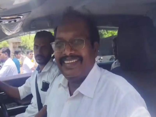 Image from: Senthil Selvan evades question on his future in MDMK, says "focused on public service"