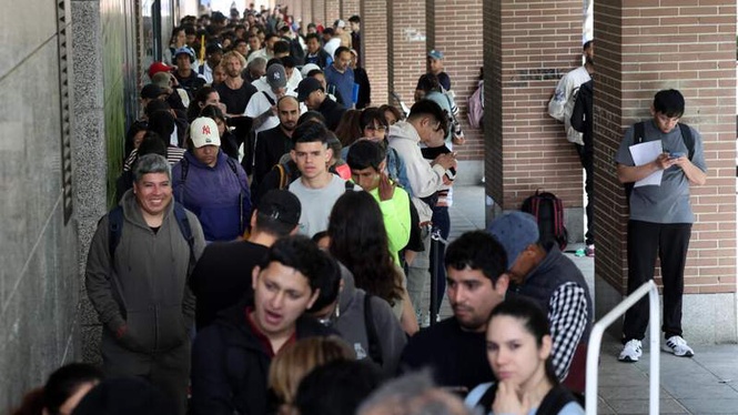 Image from: Almost 1.2 million of Spain's undocumented migrants apply for regularisation