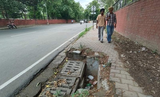 Image from: Broken, clogged road gullies in Chandigarh belie MC claims
