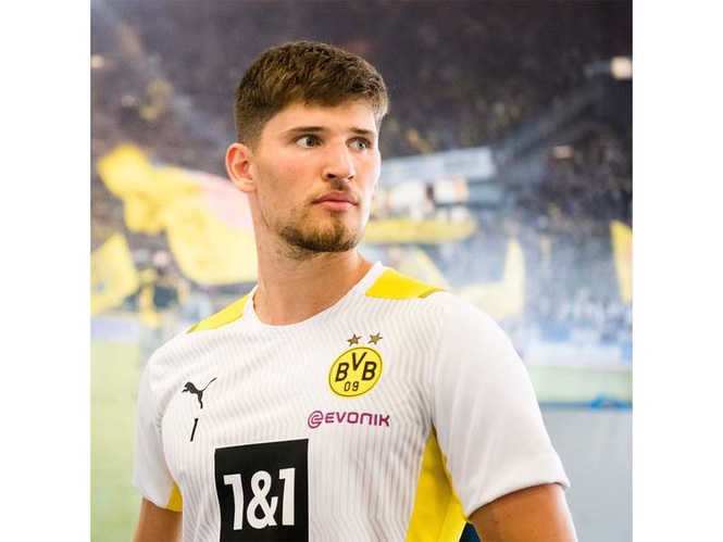 Image from: FIFA World Cup 2026: Gregor Kobel embraces new role as Switzerland’s No 1 goalie ahead of Algeria R32 clash