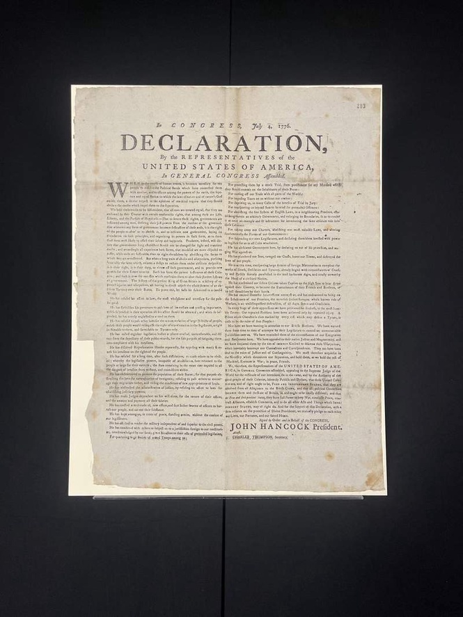 Image from: Retired Briton stumbles across copy of US Declaration of Independence in unexpected location
