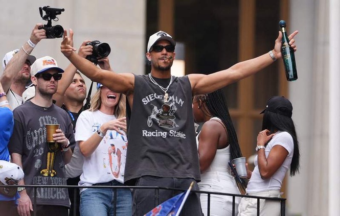 Image from: Knicks star Josh Hart exposes ‘fake news’ about Taylor Swift and Travis Kelce’s wedding
