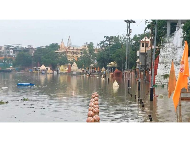 Image from: Madhya Pradesh: Heavy rain triggers waterlogging in Ujjain, Shipra River swells